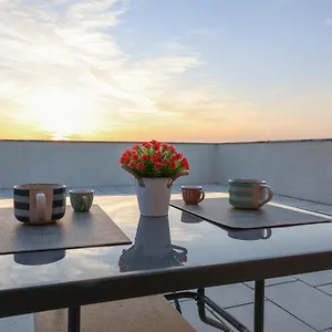 innuendo-la-terrazza-house.lecce-hotels.com/